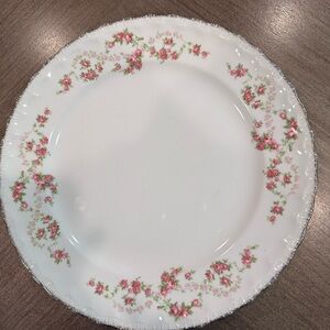 Pope Gosser China Company Made in USA Florence Pattern Dinner plate 10 inch